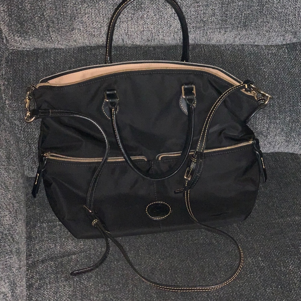 Dooney & Bourke bag